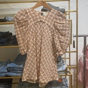 Tish Cox top